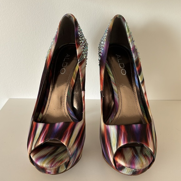 5” platform peeptoe heels size 7.5 - Picture 2 of 3